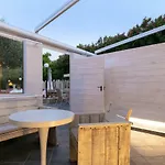 Ξενοδοχείο Lido 2*